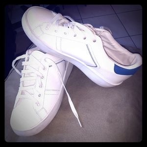 Skechers. Memory Foam shoes